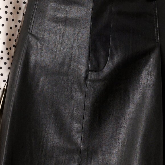 Red Dress Onyx Reflections Black Faux Leather Mini Skirt Size LL / Black - Picture 3 of 3